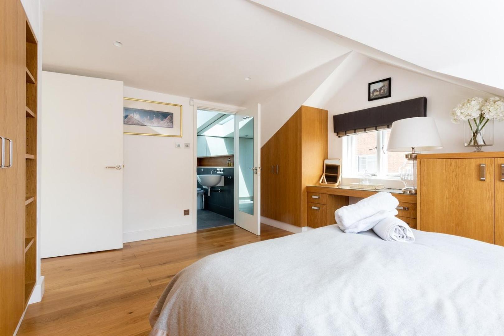 Ferienhaus New Stunning 5bd Kensington House